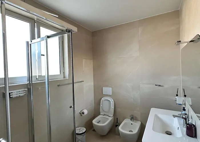 Sunny-hill Mjull-Bathore