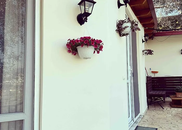 Sunny-hill Apartment Mjull-Bathore